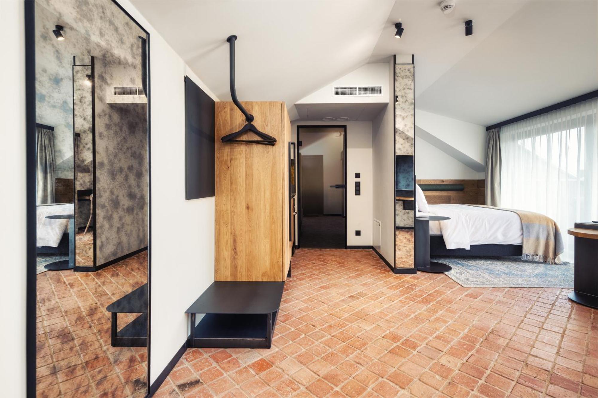 Nomadic Urban Premium Suites 크라쿠프 외부 사진